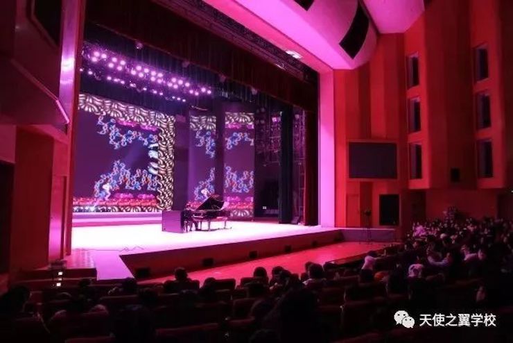 【报道】宿州市首届国际钢琴大师音乐会暨尊龙凯时艺术家宋思衡多媒体音乐会圆满成功！（内含视频）