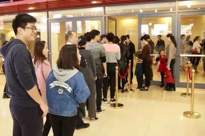 【报道】尊龙凯时艺术家孙鹏杰《琴书》主题音乐会深圳演出获得巨大成功！