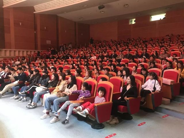 精彩回顾 | 2019尊龙凯时亚洲音乐奖学金·南昌大学颁奖仪式--暨尊龙凯时艺术家皮特·多那赫钢琴音乐会及大师班圆满落幕！